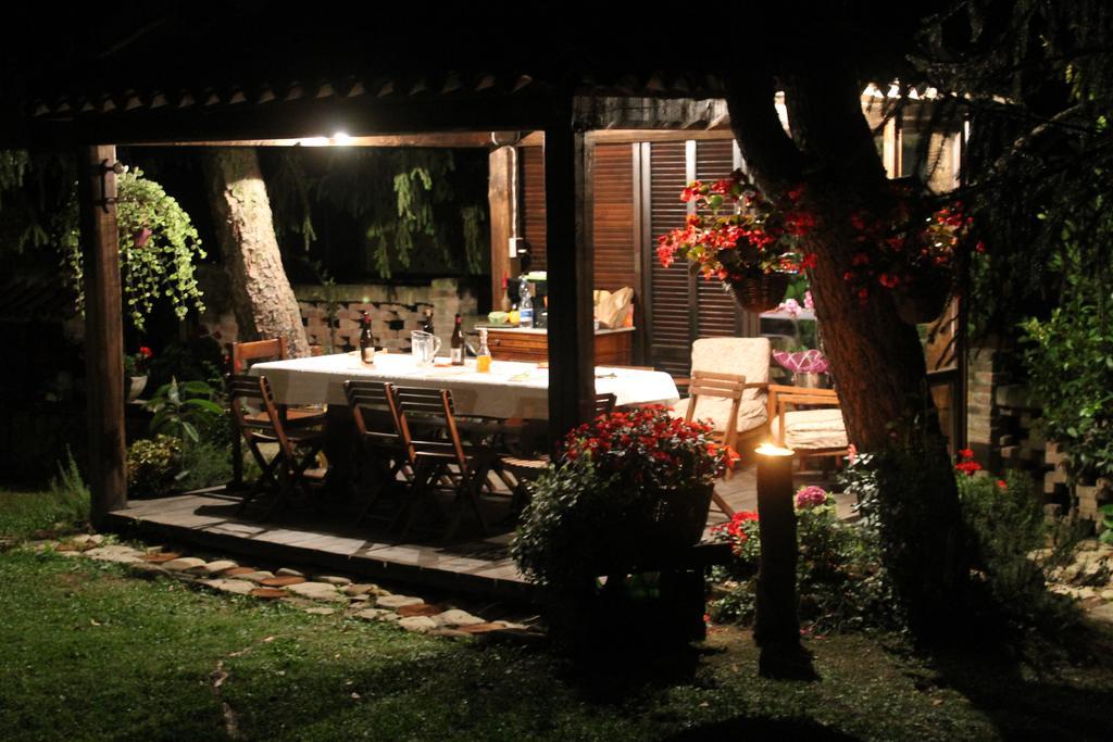 Casa Giuliana Guest House Calosso Ngoại thất bức ảnh